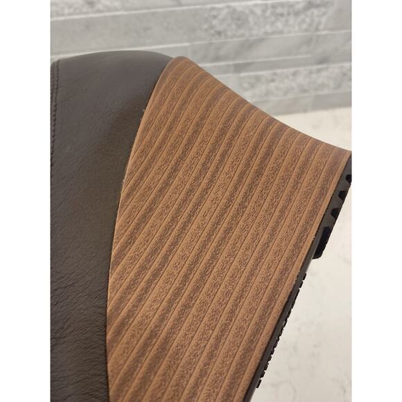 Crocs A-Leigh Closed Toe Wedge Brown Comfort Shoes Women's Size 7.5 READ - Picture 5 of 9